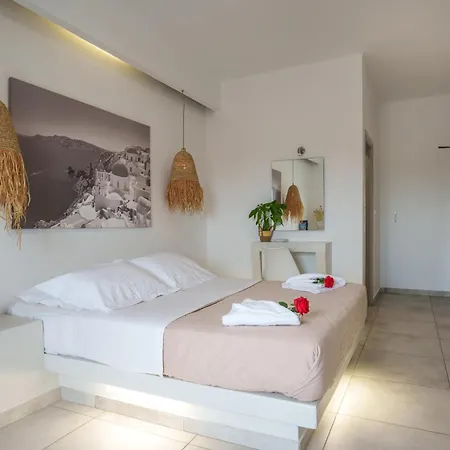 Hotel Sandy Perissa (Santorini)